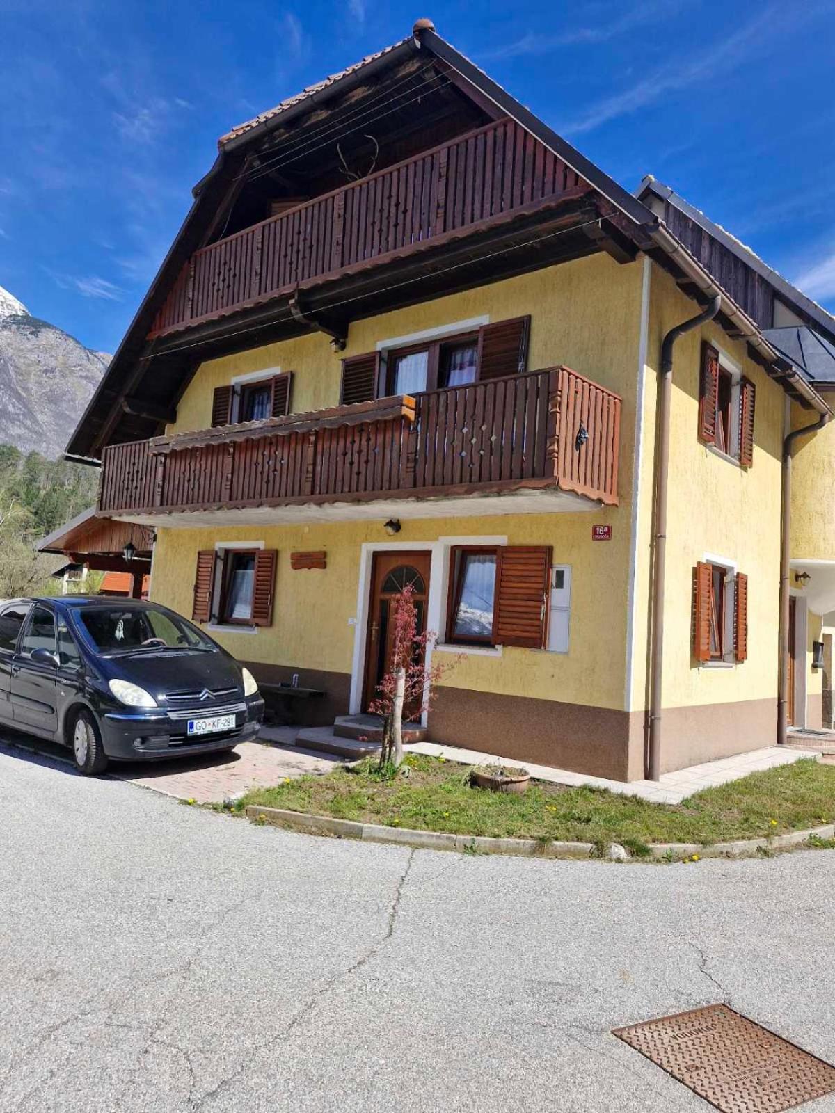 Kometer Soba Appartement Bovec Buitenkant foto