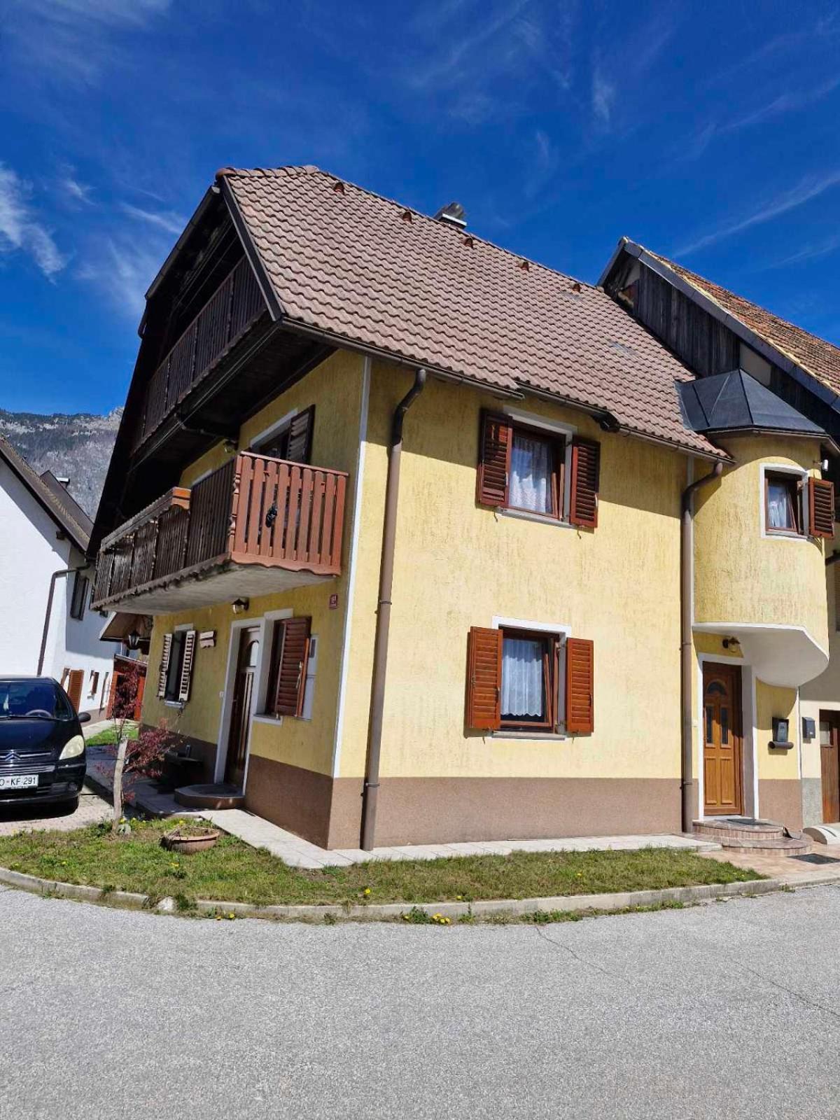 Kometer Soba Appartement Bovec Buitenkant foto